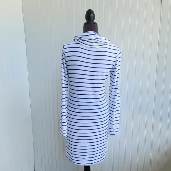 Lilly Pulitzer Hillary Popover Bright White Navy Blue Dress UPF 50+ Stretch Sz S - Picture 11 of 16